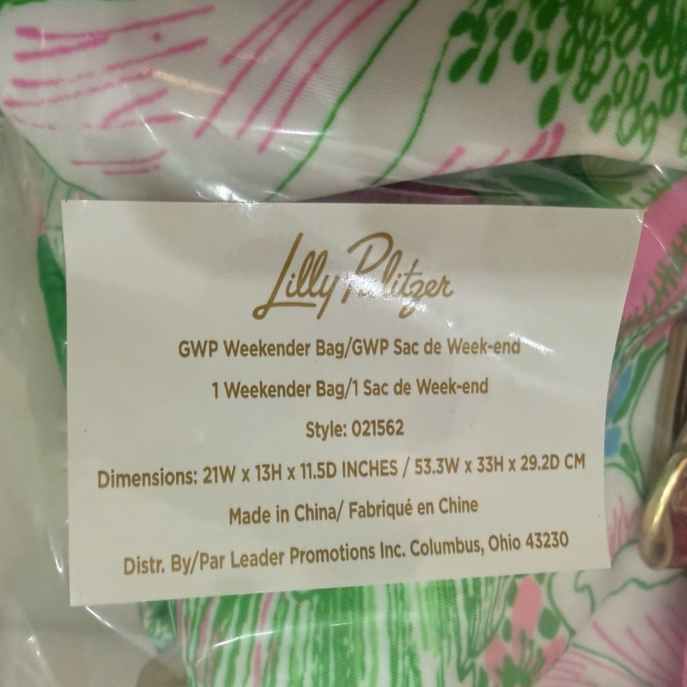 Lilly Pulitzer GWP Weekender Bag in Putting Green Poppyland Print. - Picture 5 of 7